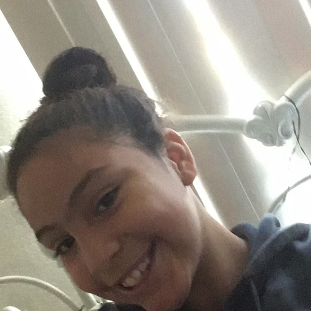 Meet your Posher, Emely